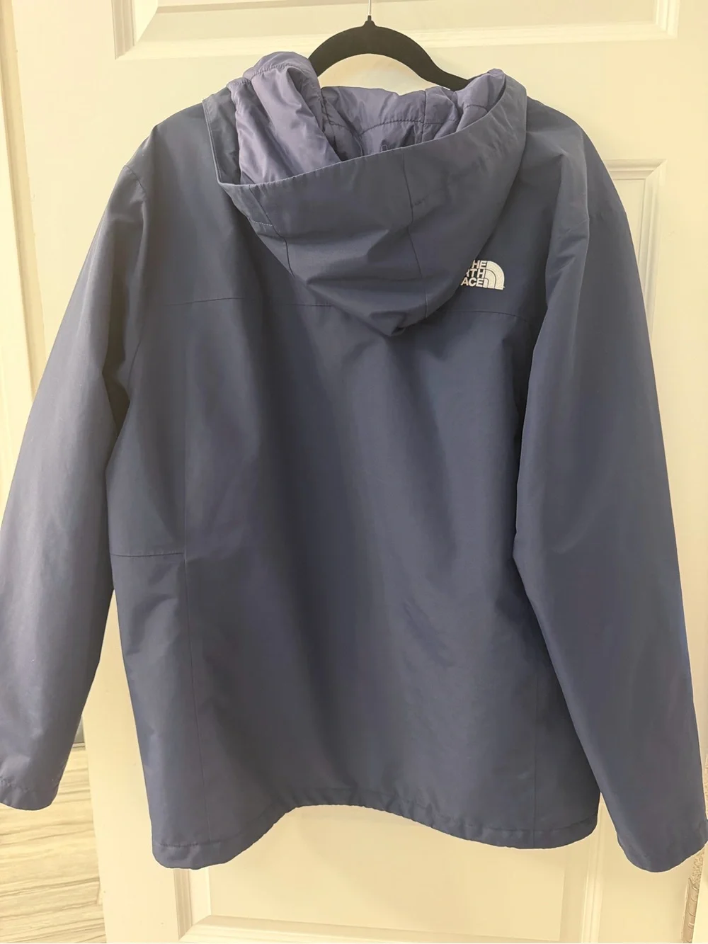 The North Face Men's Large Insulated Hooded Jacket Navy Blue